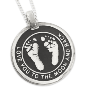 personalised jewellery that features your loved ones handprint, footprint, fingerprint, name or a special moment. Create a beautiful keepsake or a memory piece of unique jewelry.