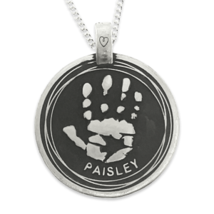 Personalized jewelry by Uneik Jewellery Australia. Made with fingerprint, handprint, footprints and names. 9ct gold and sterling silver.