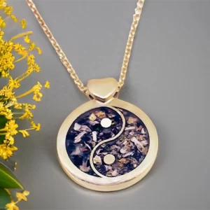 Ashes jewellery or cremation jewellery, made in Australia from 9ct Gold and Sterling Silver. Human and Pet ashes. Memorial Jewellery.